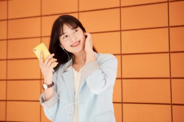 モテすぎ注意！おじさん受け抜群な女性の特徴５選【おじさん好き必見】