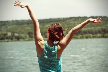 疲れも加齢臭も一掃！？中年男性を変えるアカスリの秘密